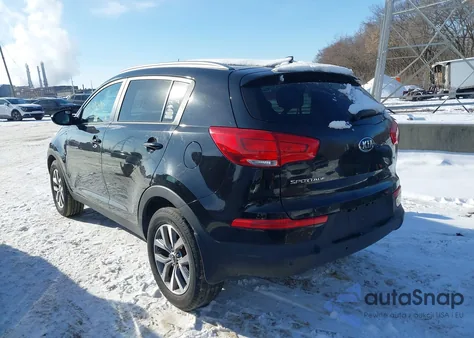 2015 Kia Sportage Lx z USA, uszkodzony, nr VIN KNDPBCAC0F7752364